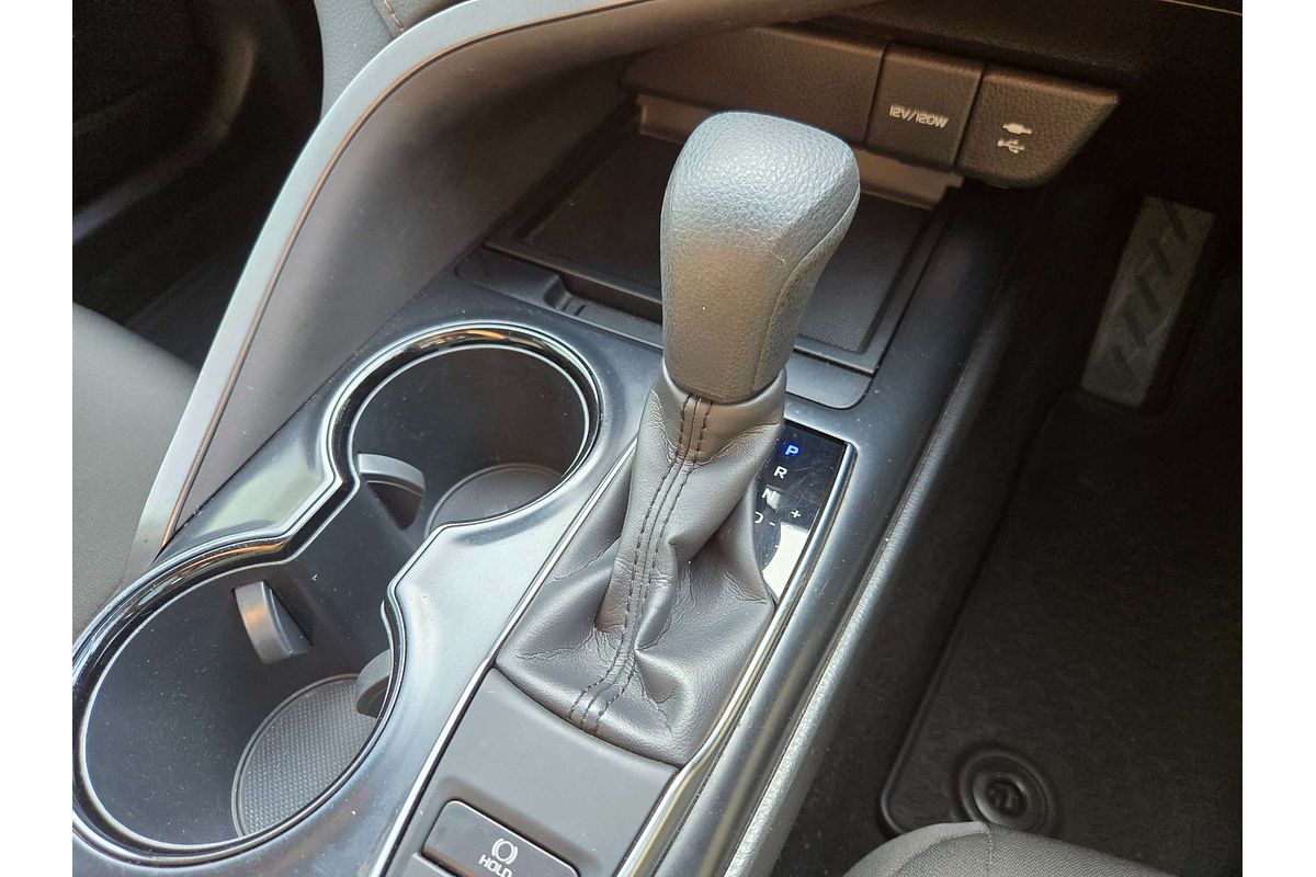 2019 Toyota Camry Ascent ASV70R