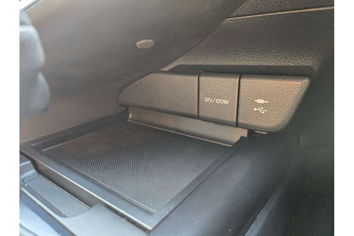 2019 Toyota Camry Ascent ASV70R