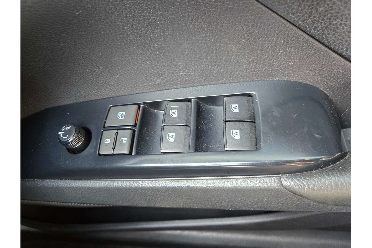 2019 Toyota Camry Ascent ASV70R