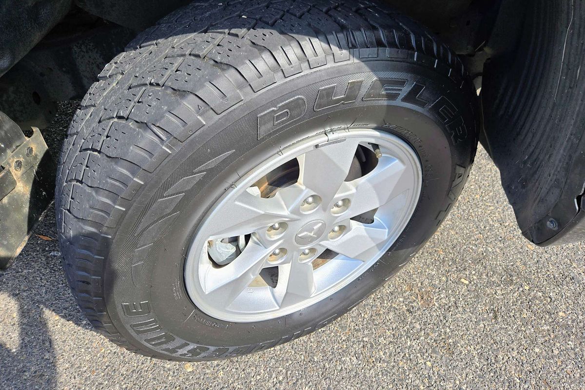 2019 Mitsubishi Triton GLX+ MR 4X4