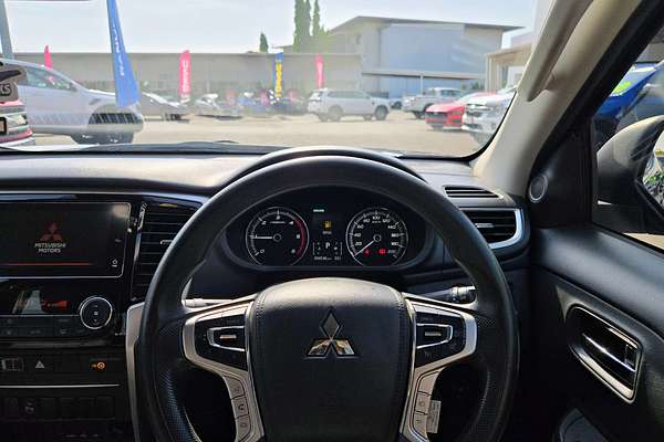 2019 Mitsubishi Triton GLX+ MR 4X4