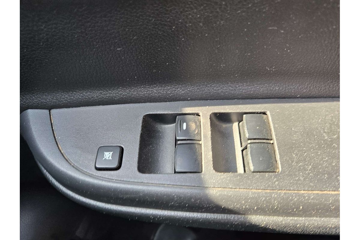 2019 Mitsubishi Triton GLX+ MR 4X4