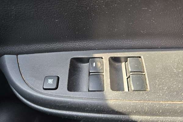 2019 Mitsubishi Triton GLX+ MR 4X4