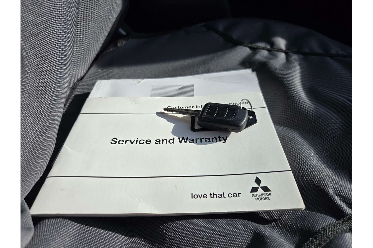 2019 Mitsubishi Triton GLX+ MR 4X4