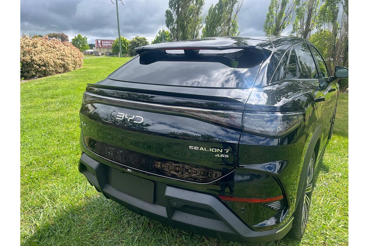 2025 BYD SEALION 7 Performance