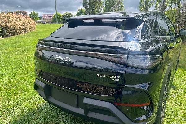 2025 BYD SEALION 7 Performance