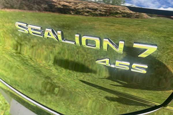 2025 BYD SEALION 7 Performance