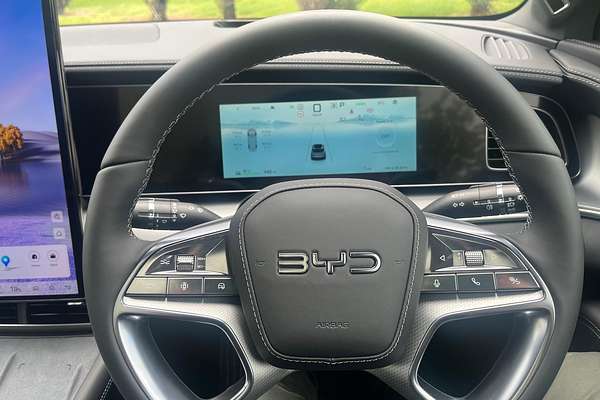 2025 BYD SEALION 7 Performance