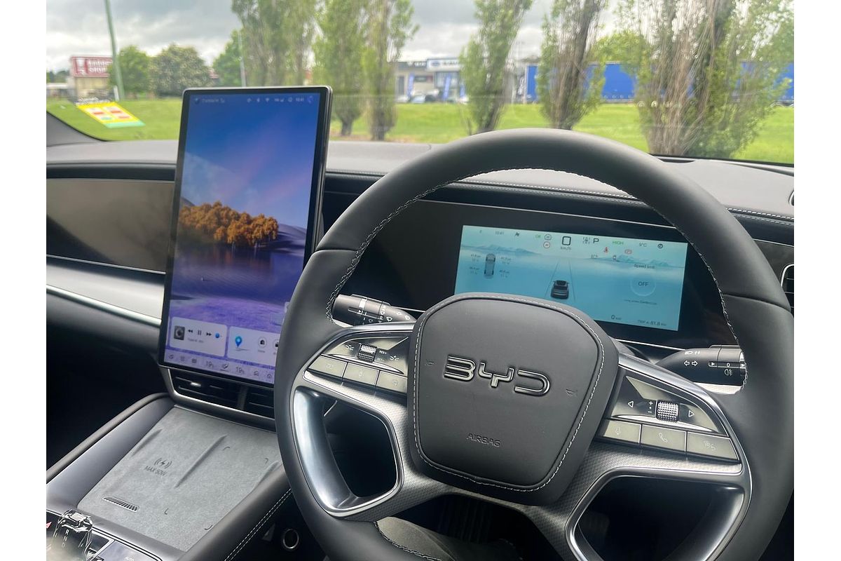 2025 BYD SEALION 7 Performance