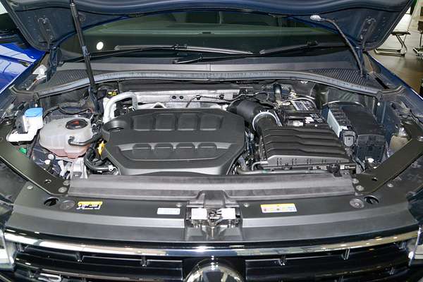 2022 Volkswagen Tiguan R Grid Edition 5N