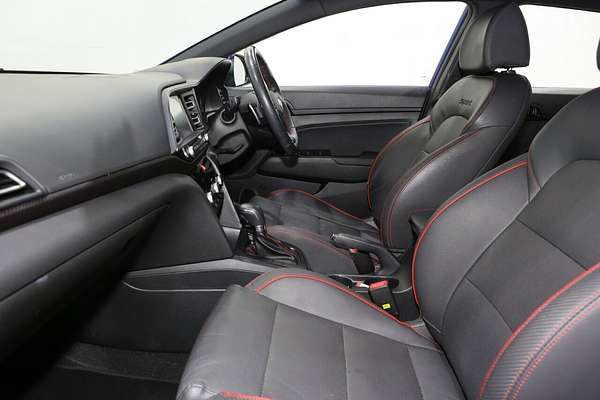 2019 Hyundai Elantra Sport AD.2