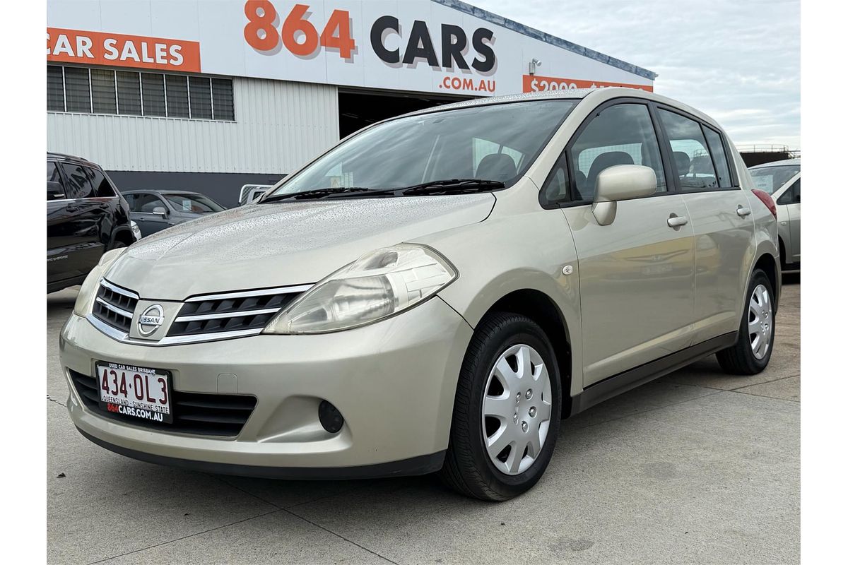 2010 Nissan Tiida ST C11