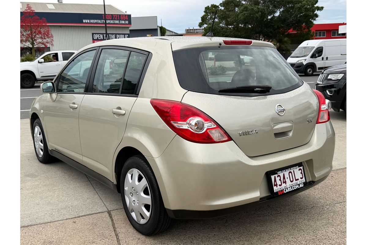 2010 Nissan Tiida ST C11