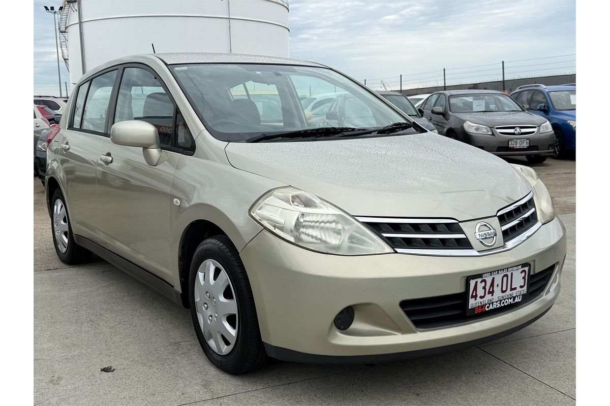 2010 Nissan Tiida ST C11