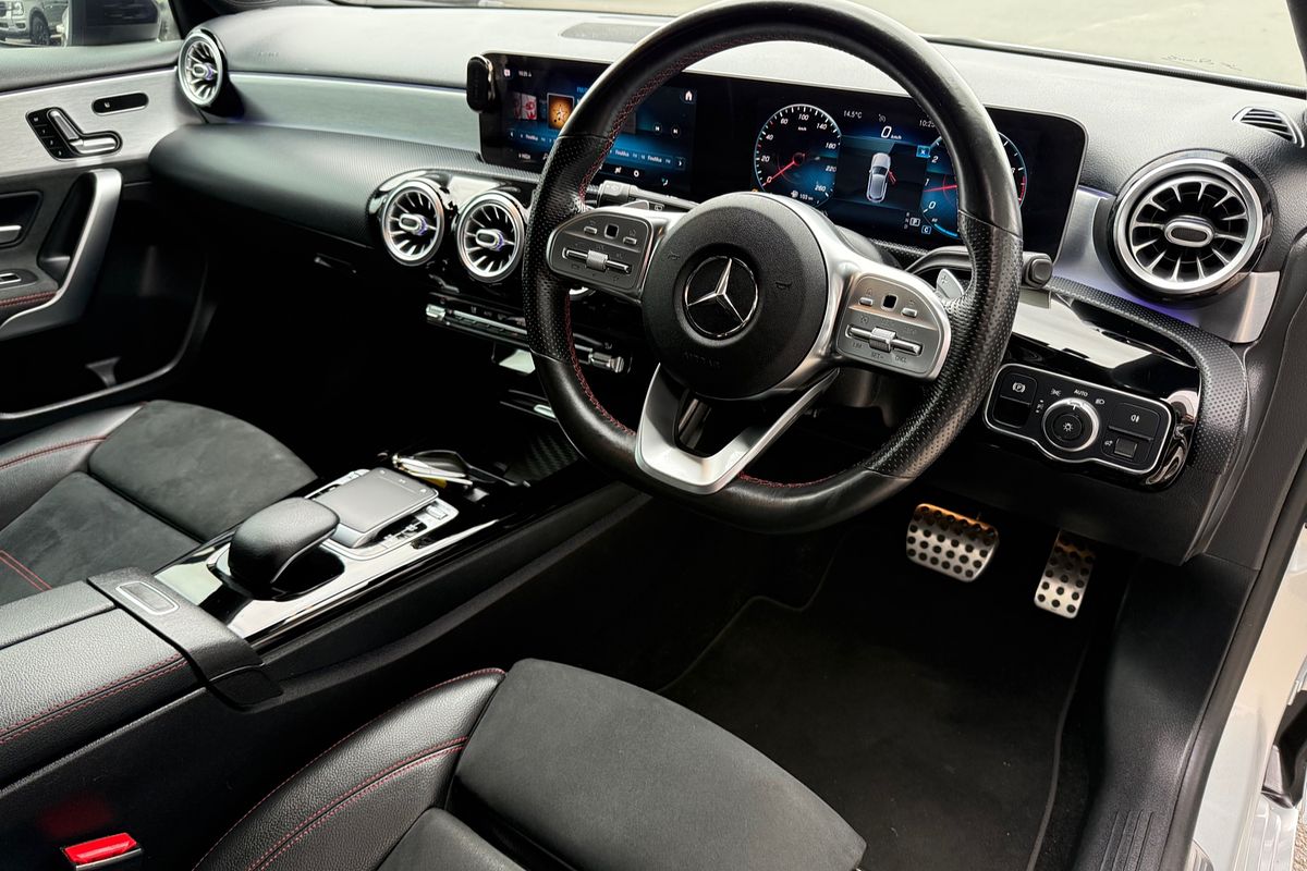 2019 Mercedes-Benz A-Class A250 V177