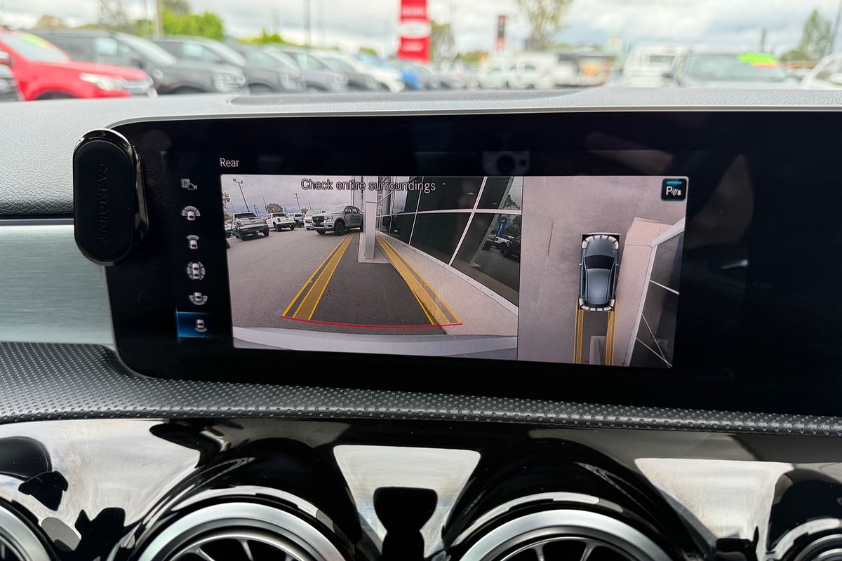 2019 Mercedes-Benz A-Class A250 V177