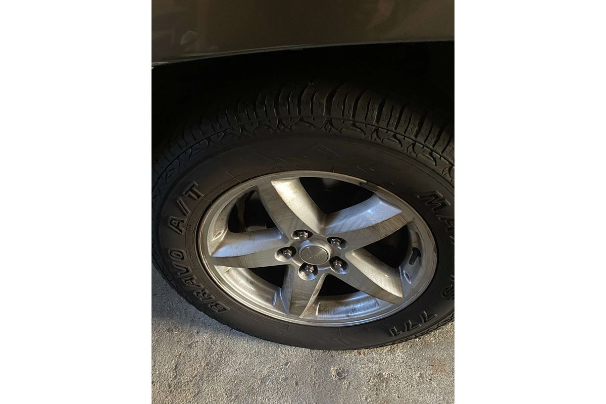 2012 Jeep Cherokee Limited KK