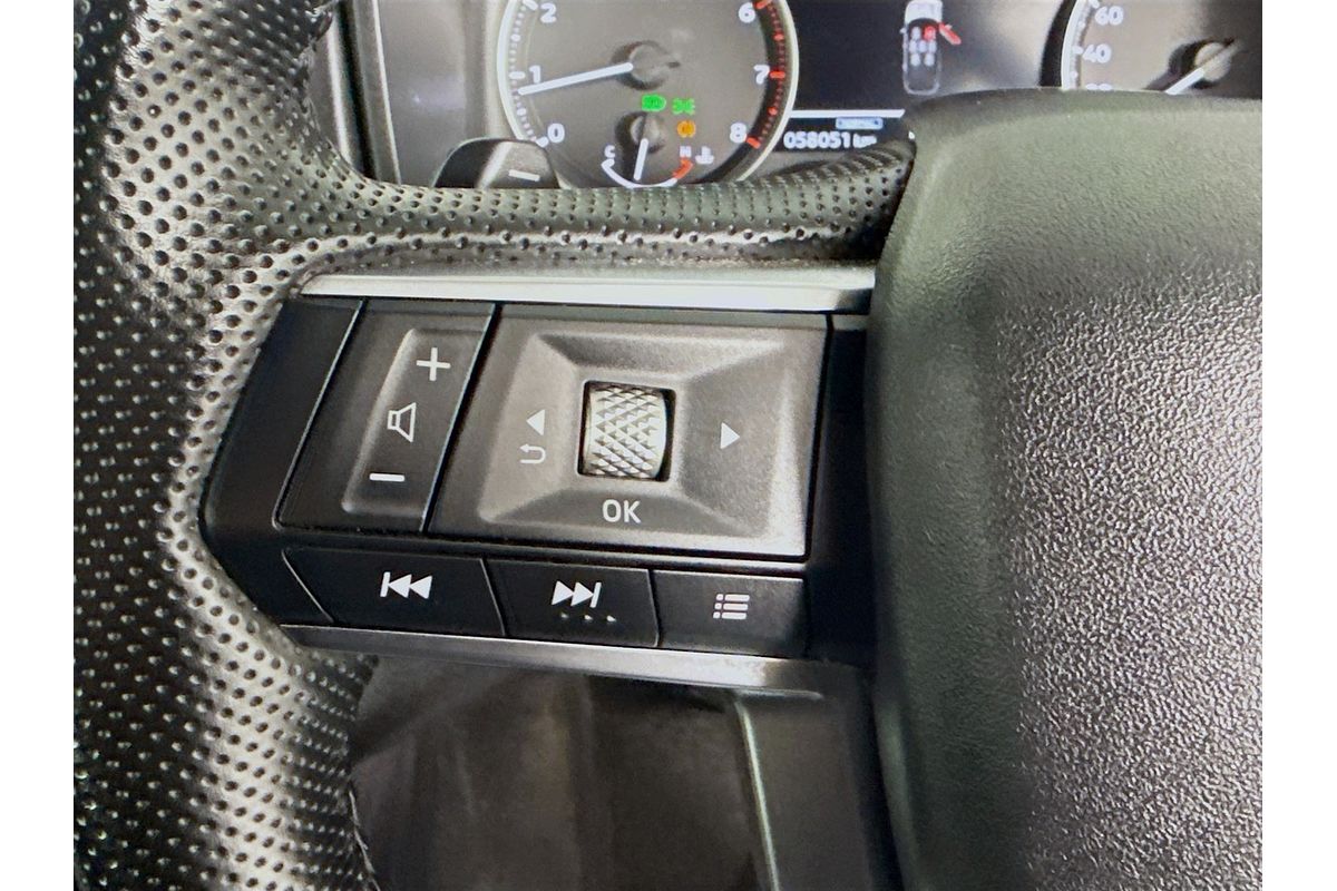 2024 Mitsubishi Outlander LS ZM