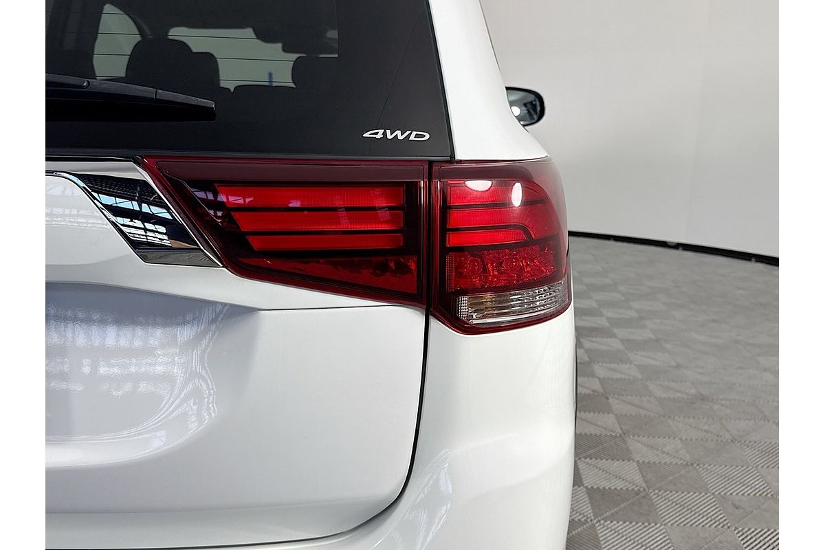 2020 Mitsubishi Outlander LS ZL