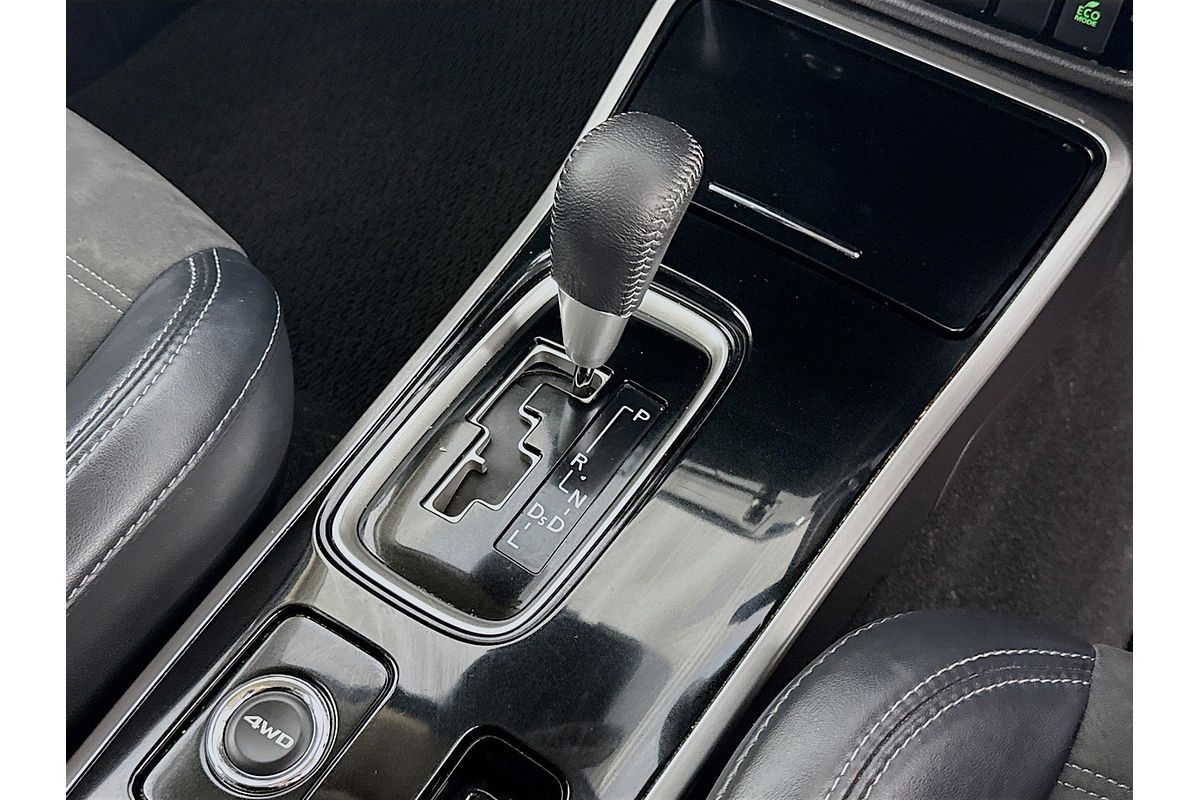 2020 Mitsubishi Outlander LS ZL