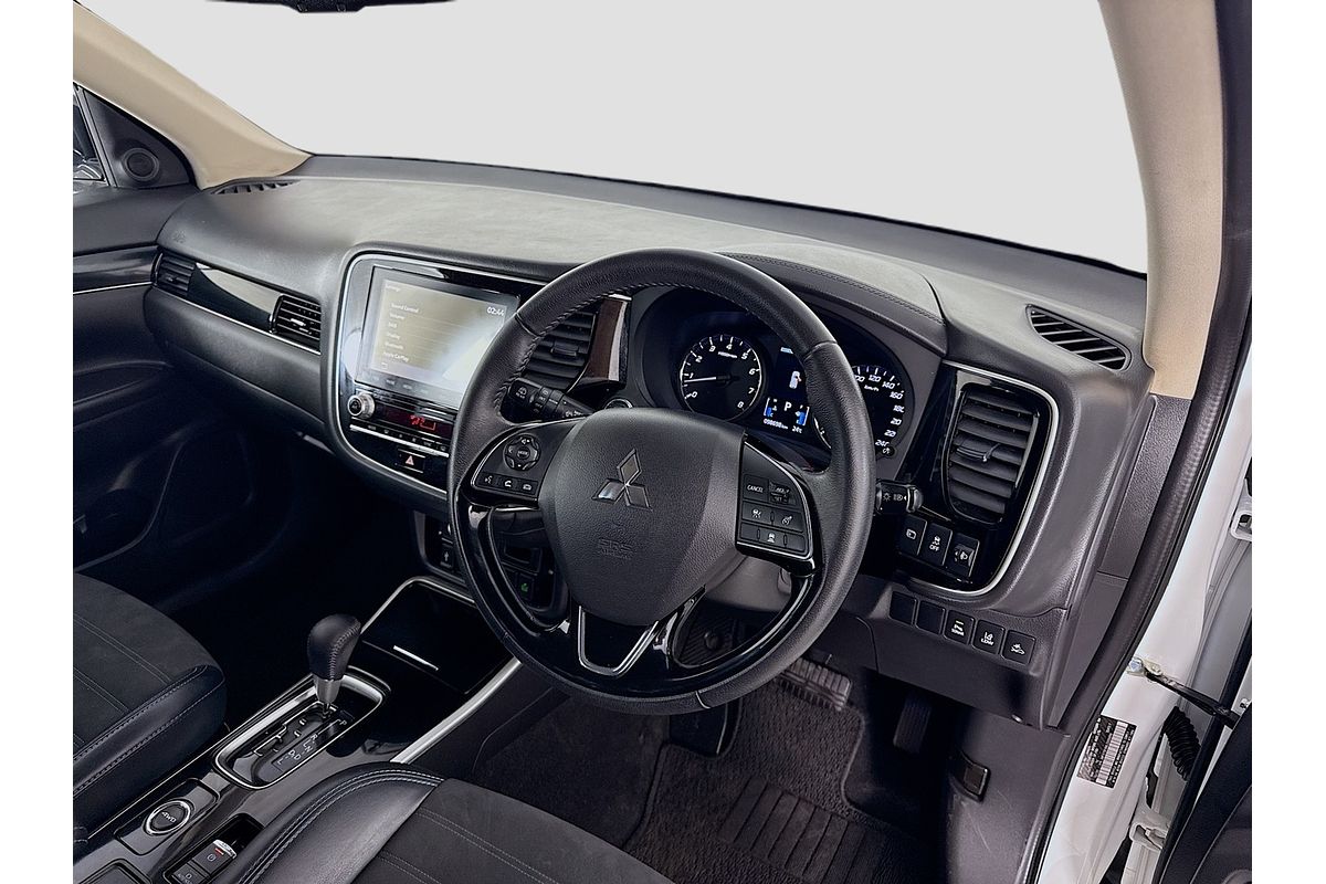 2020 Mitsubishi Outlander LS ZL