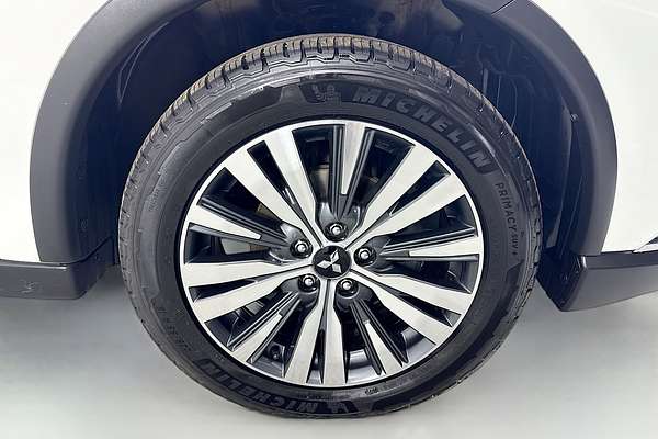 2020 Mitsubishi Outlander LS ZL