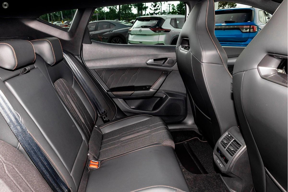 2024 CUPRA Formentor VZe KM