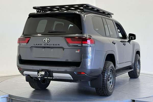 2023 Toyota Landcruiser GR Sport FJA300R