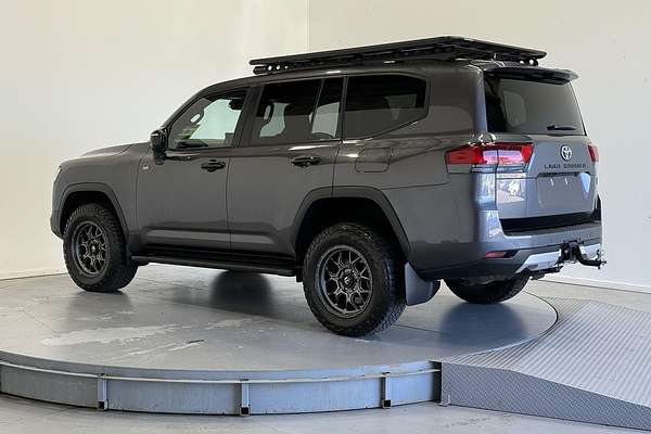 2023 Toyota Landcruiser GR Sport FJA300R