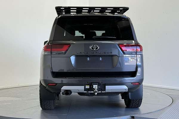 2023 Toyota Landcruiser GR Sport FJA300R