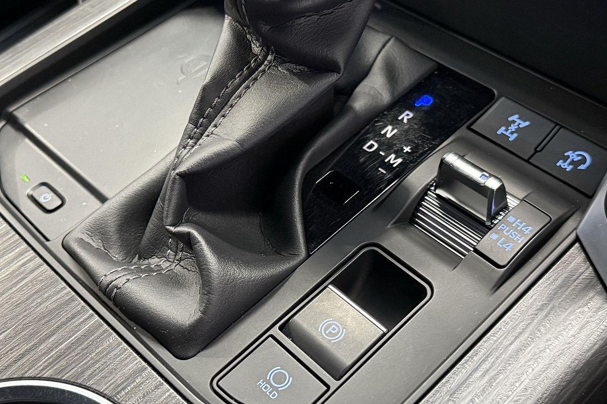 2023 Toyota Landcruiser GR Sport FJA300R