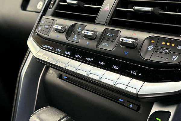 2023 Toyota Landcruiser GR Sport FJA300R