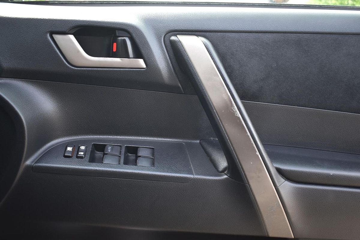 2010 Toyota Kluger KX-R GSU40R