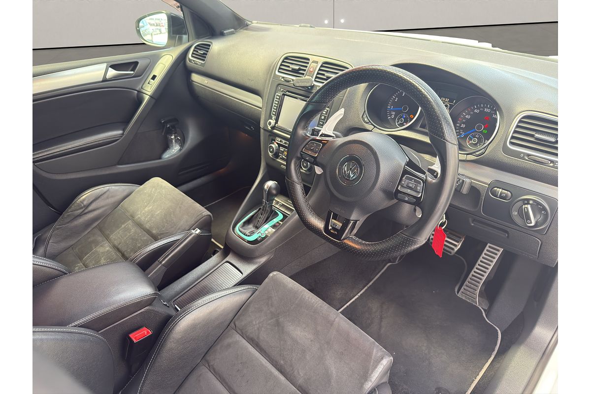 2010 Volkswagen Golf R20