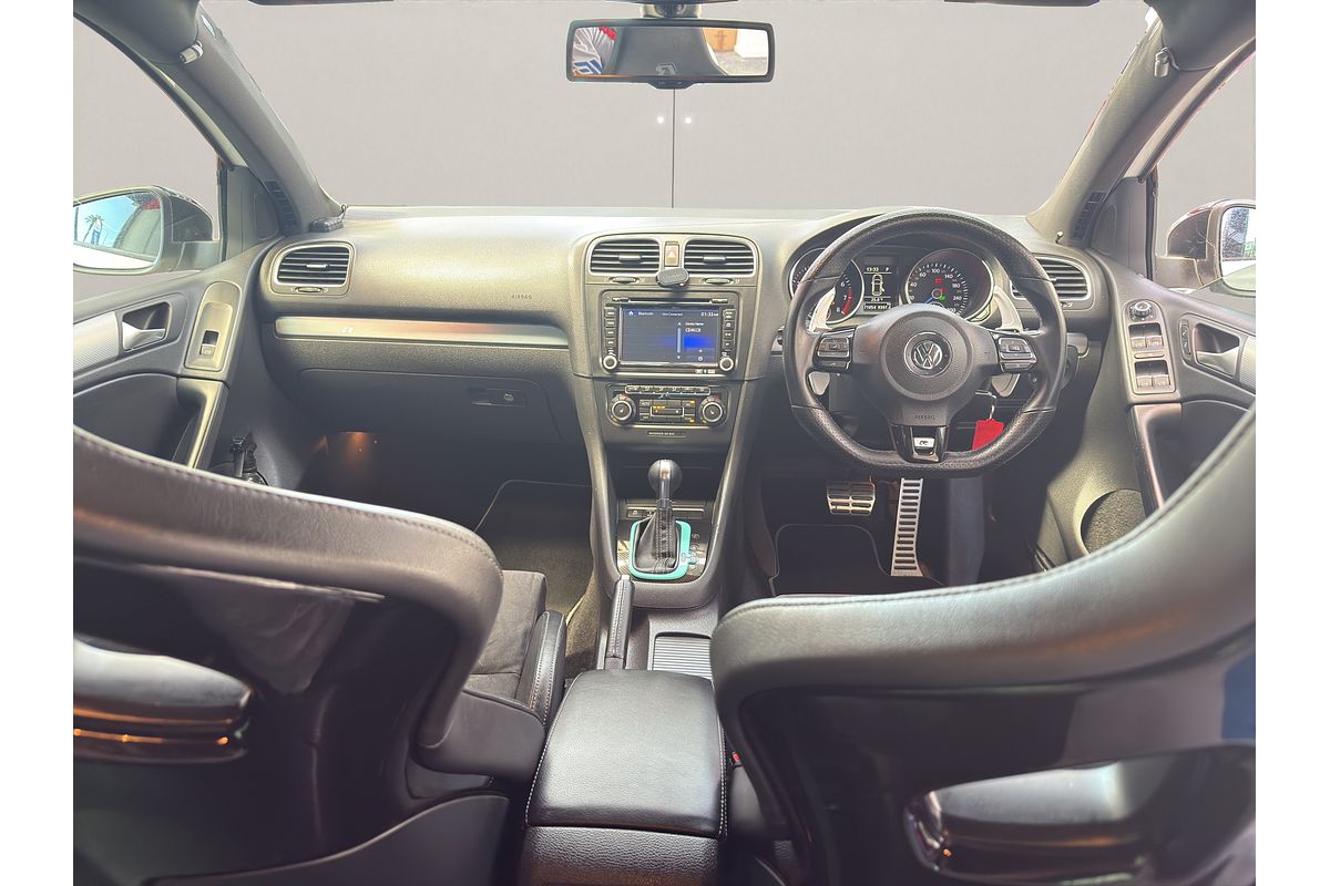 2010 Volkswagen Golf R20