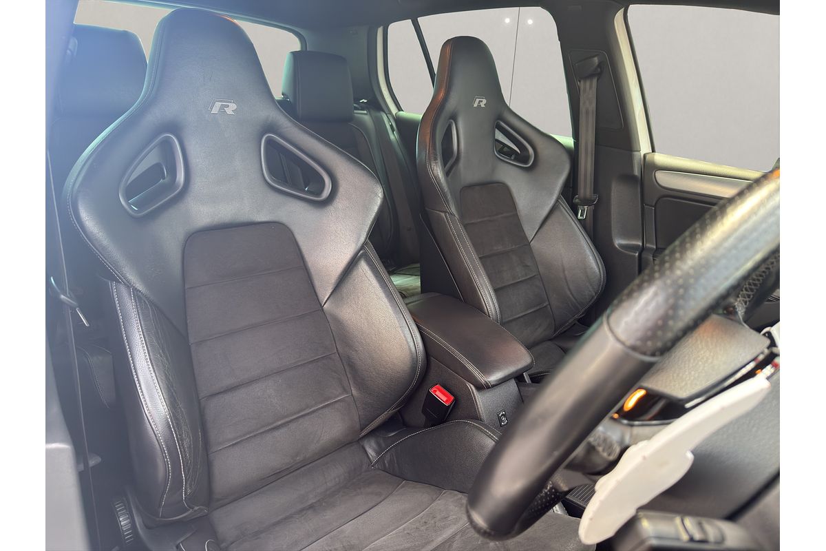 2010 Volkswagen Golf R20