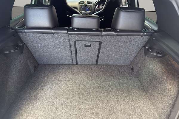 2010 Volkswagen Golf R20