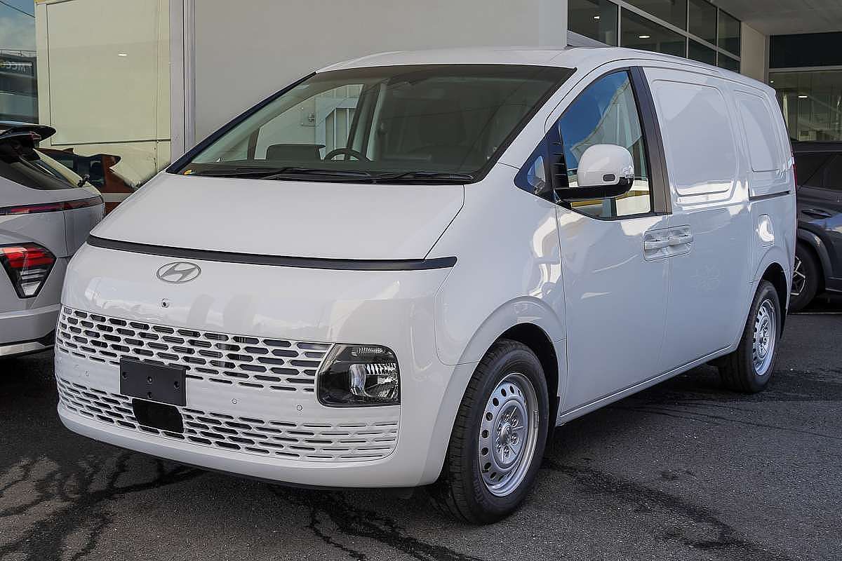 2025 Hyundai STARIA LOAD  US4.V3