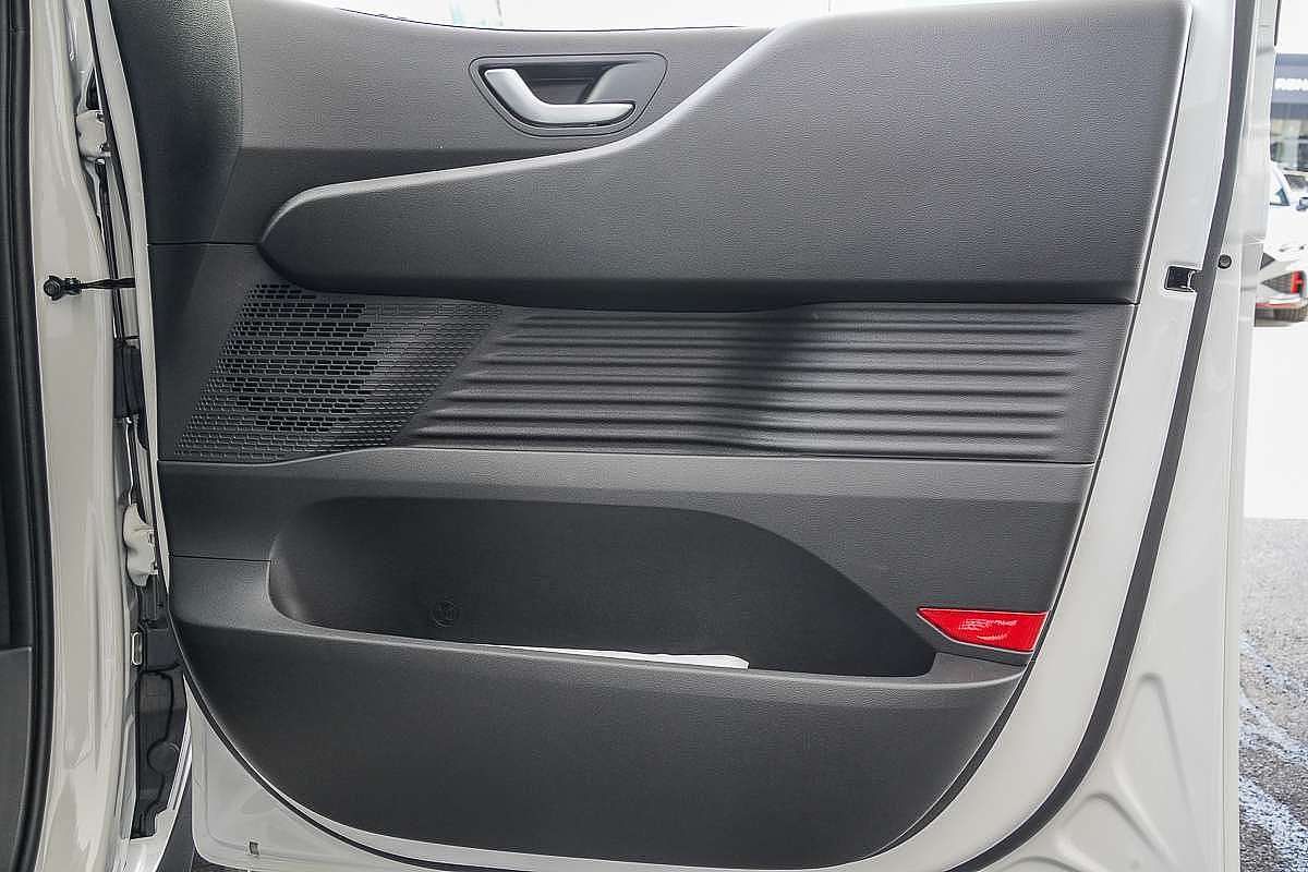 2025 Hyundai STARIA LOAD  US4.V3