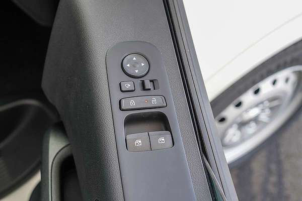 2025 Hyundai STARIA LOAD  US4.V3