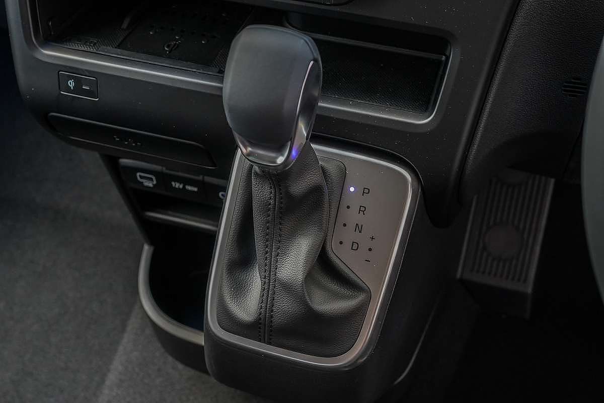 2025 Hyundai STARIA LOAD  US4.V3