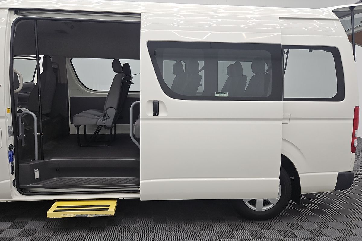 2006 Toyota Hiace Commuter TRH223R ELWB High Roof