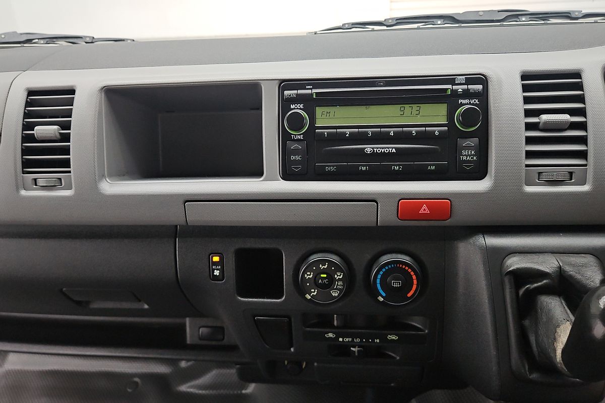 2006 Toyota Hiace Commuter TRH223R ELWB High Roof