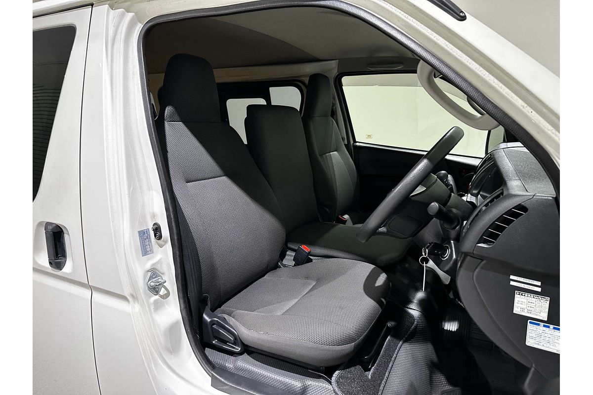 2020 Toyota Hiace GDH201V