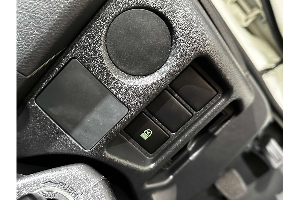 2020 Toyota Hiace GDH201V