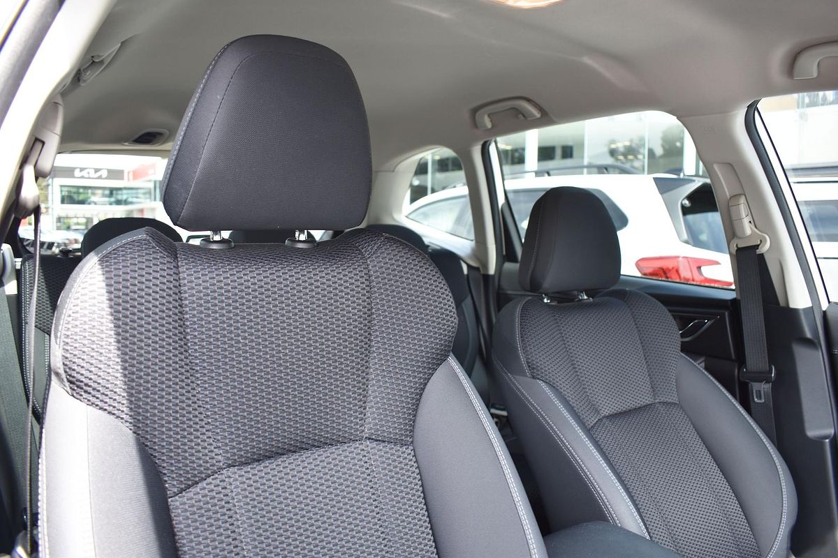 2019 Subaru Forester 2.5i Premium S5