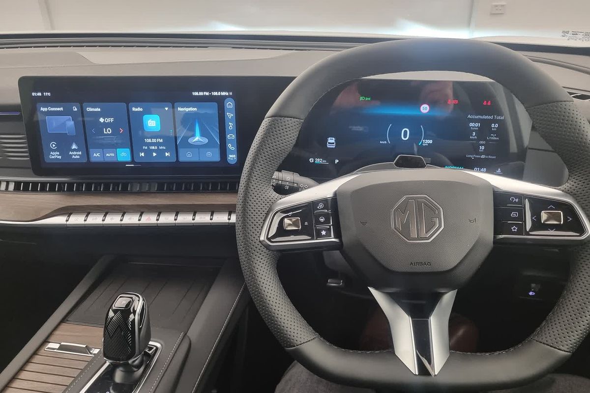 2025 MG QS Excite IS31