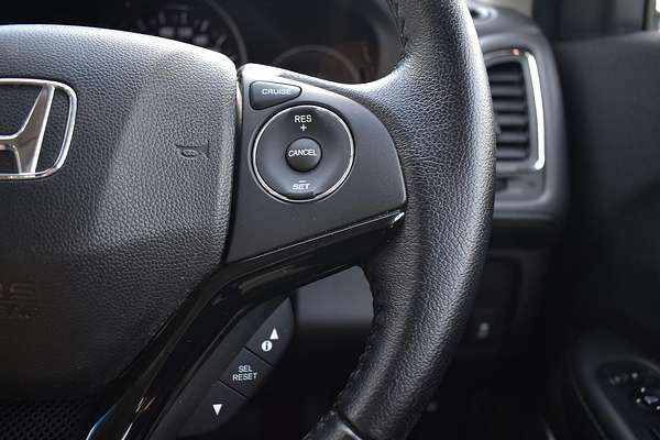 2016 Honda HR-V VTi-S