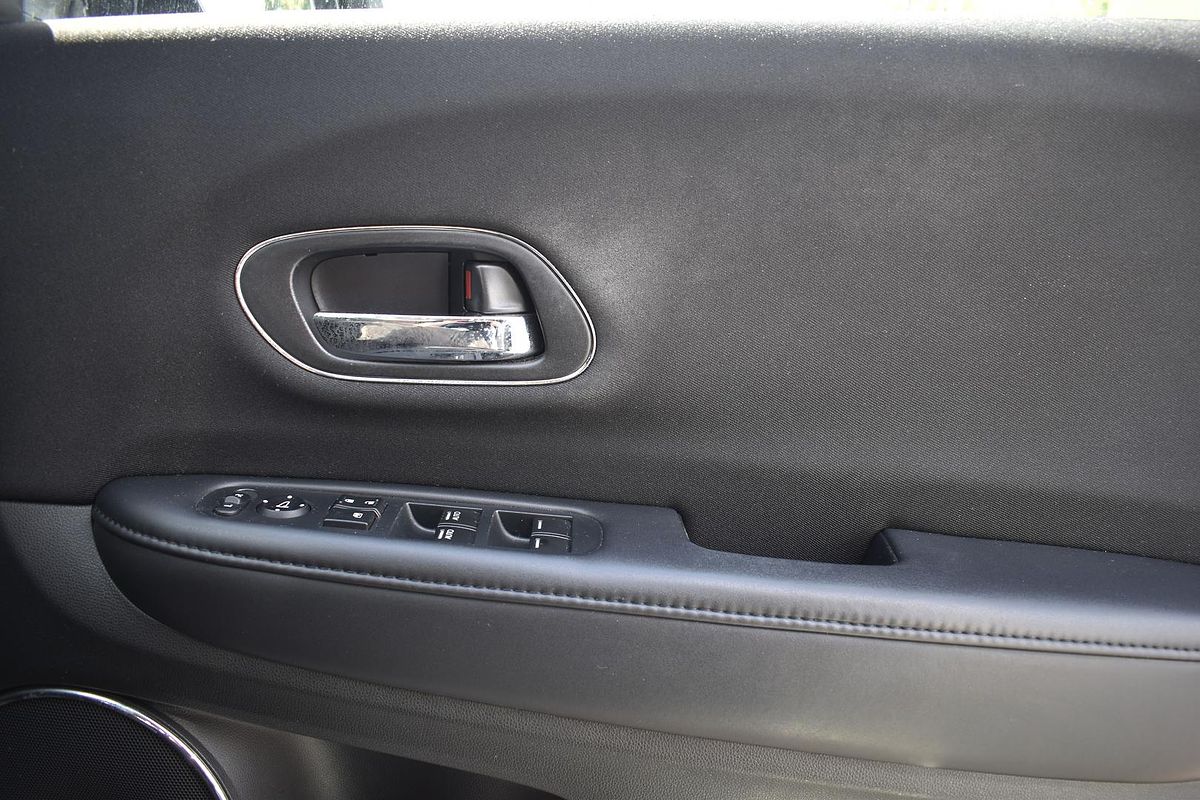 2016 Honda HR-V VTi-S