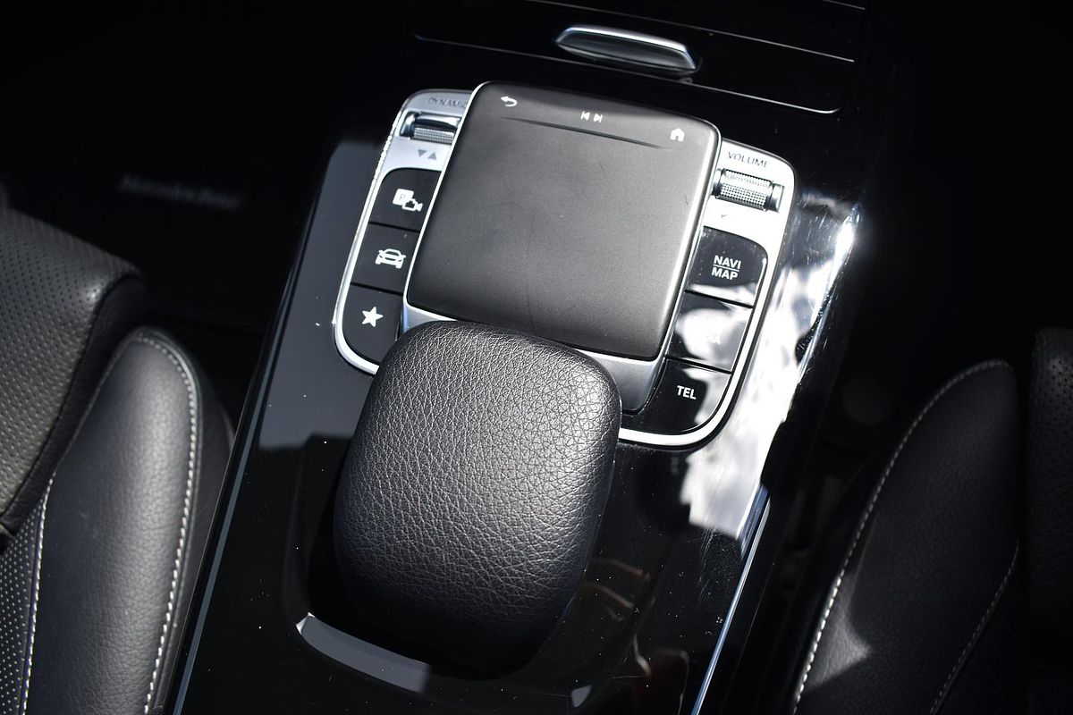 2019 Mercedes-Benz A-Class A200 V177